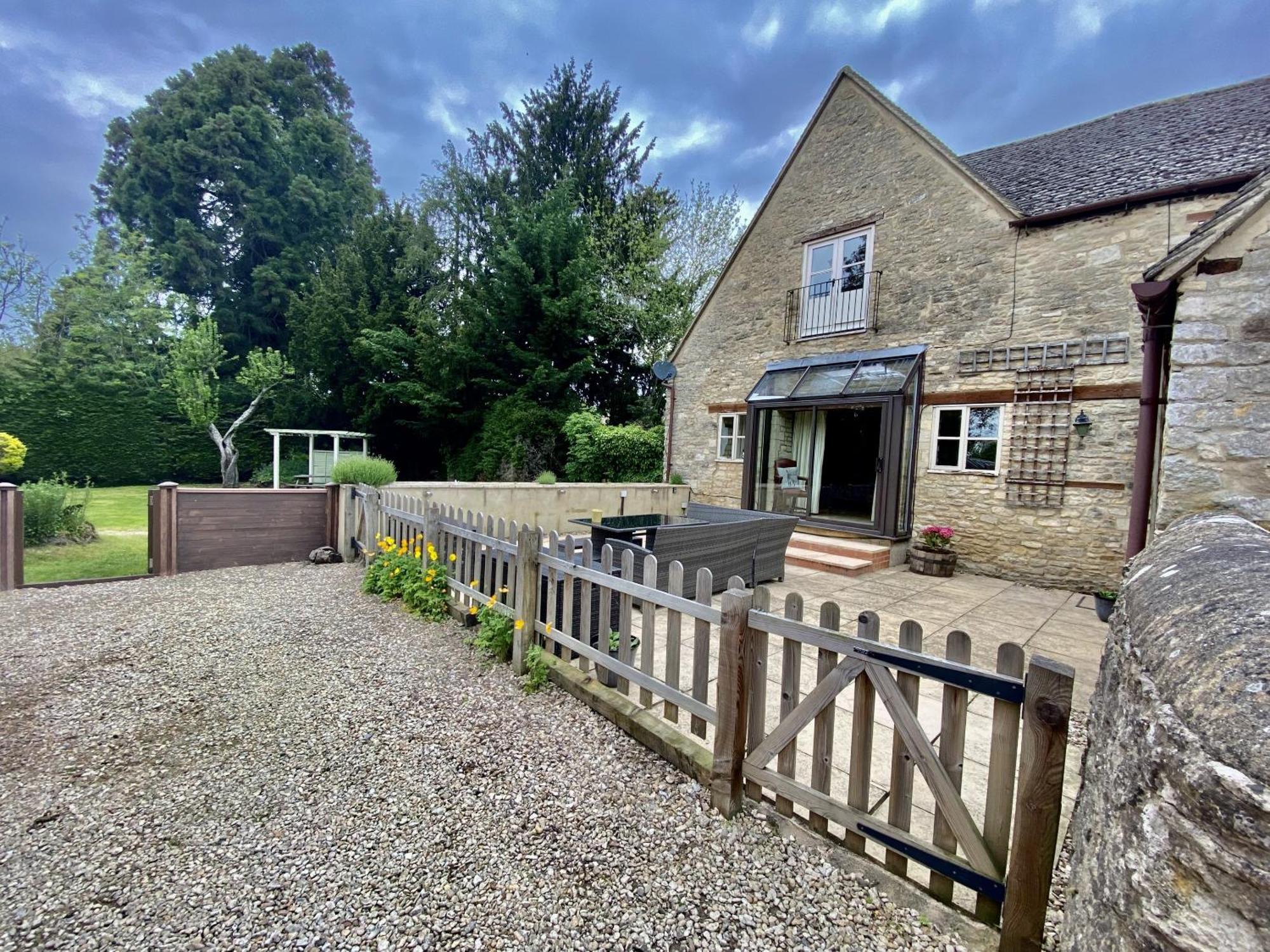 Villa The Old Coach House Witney Esterno foto